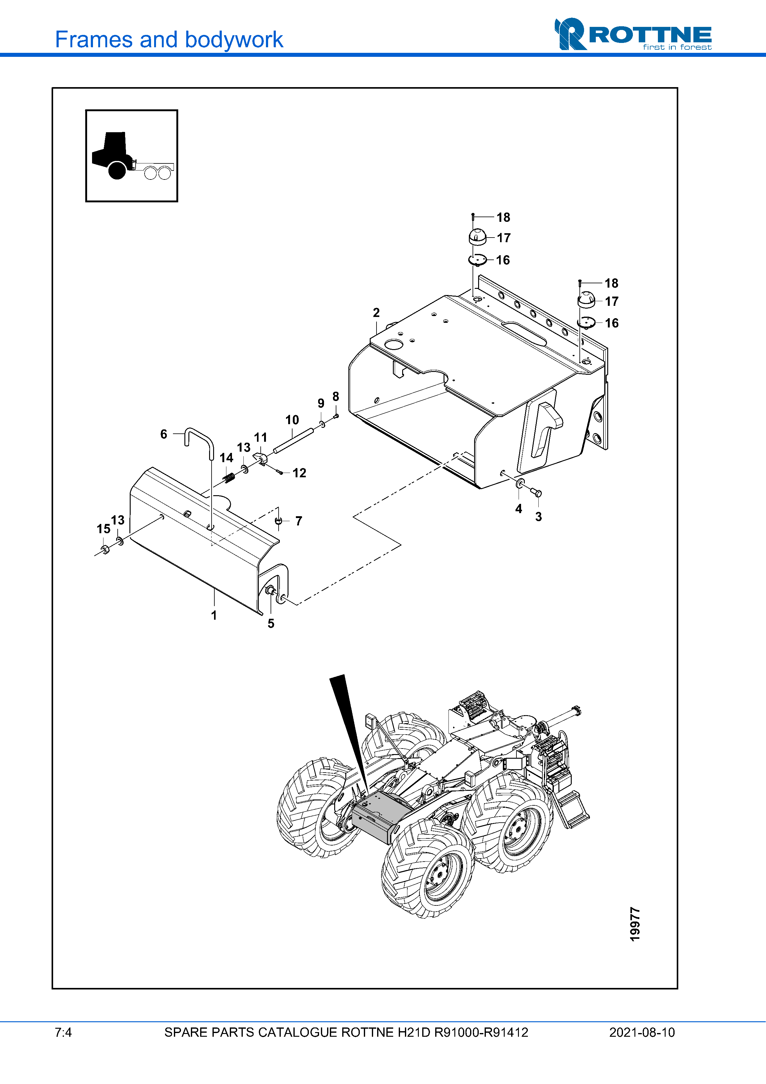 Передний капот